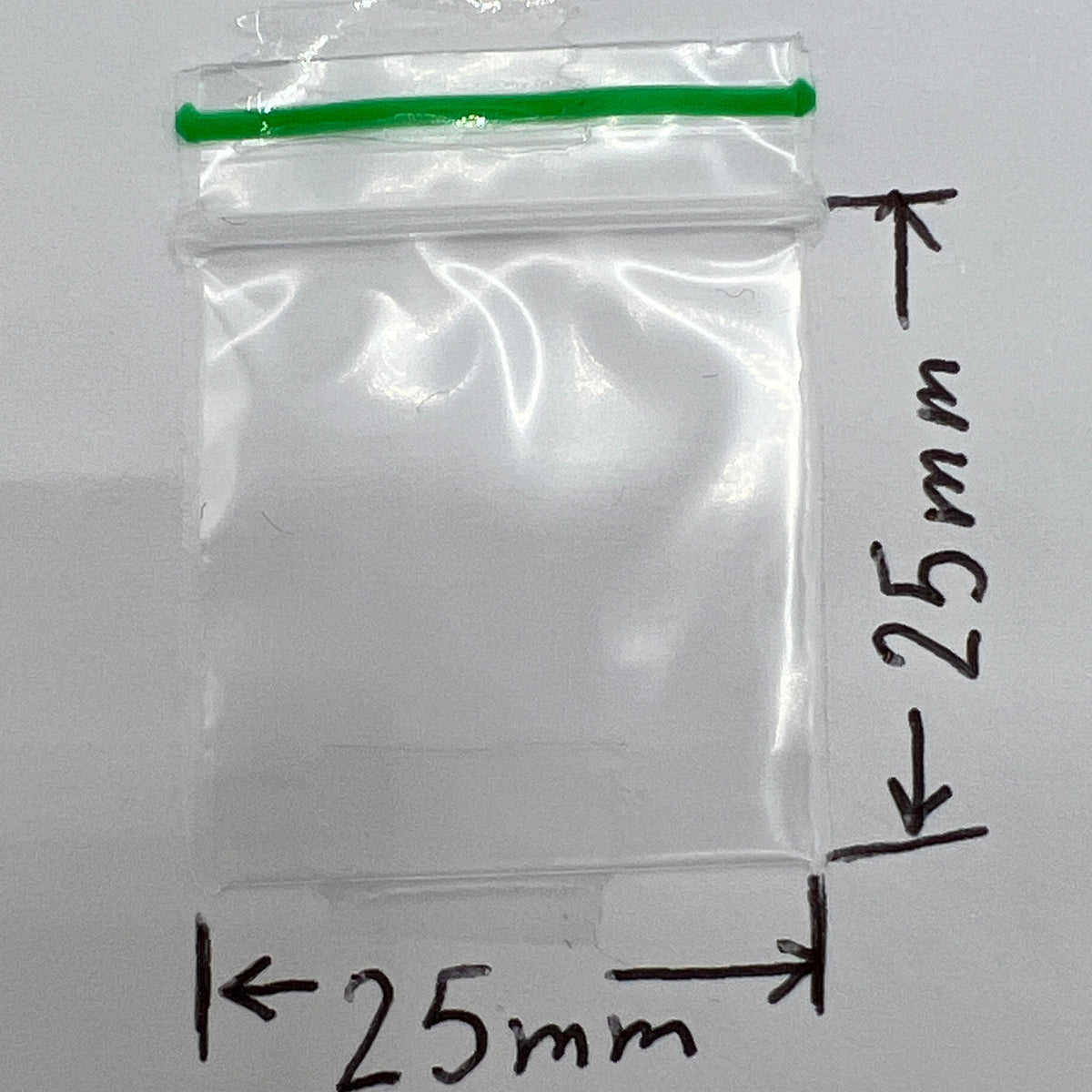 Clear 25x25mm 1x1 inch resealable plastic zip bags for small item storage